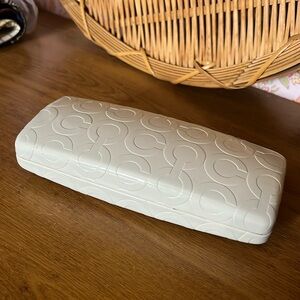 Coach hard case clamshell glass case